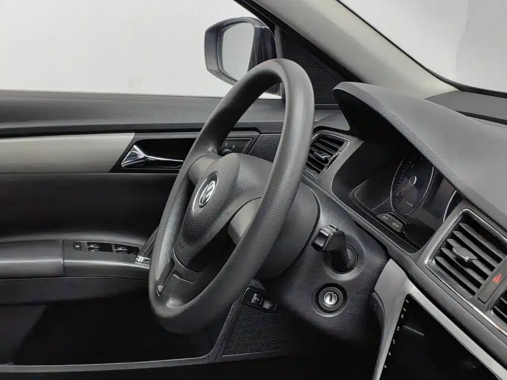 Volkswagen Lavida — миниатюра 22
