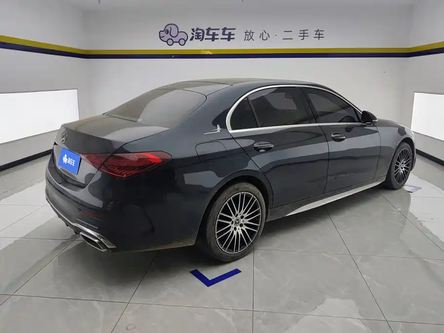 Mercedes-Benz C-Class — миниатюра 3