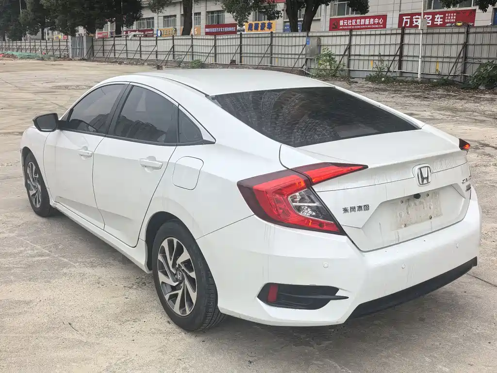 Honda Civic 2019 220TURBO CVT V