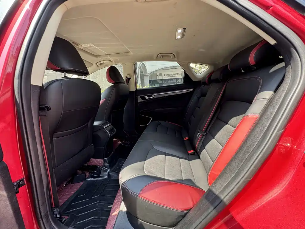 Geely Emgrand GS — миниатюра 7