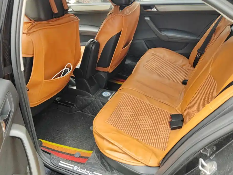 Volkswagen Santana — миниатюра 11