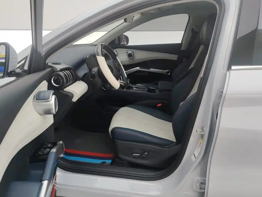 BYD Yuan Plus — миниатюра 9
