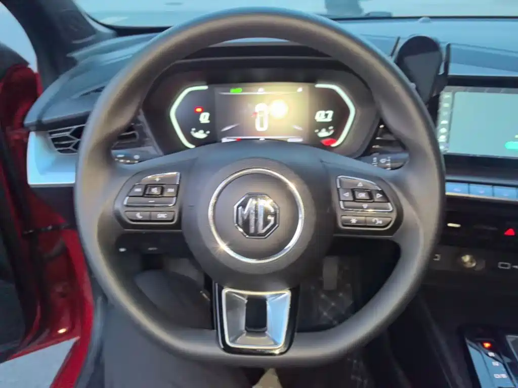 MG MG5 — миниатюра 11