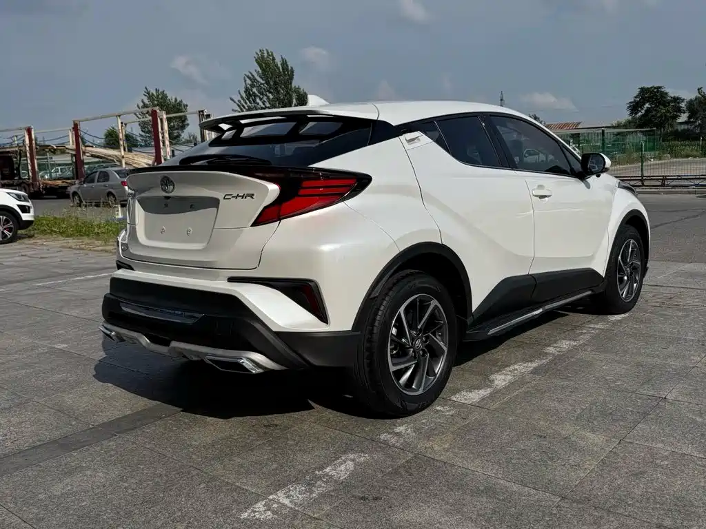 Toyota C-HR — миниатюра 2