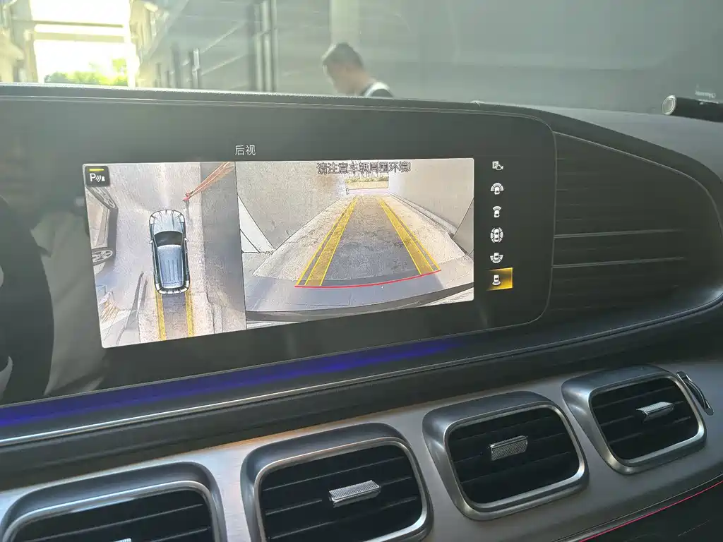 Mercedes-Benz GLE AMG — миниатюра 9