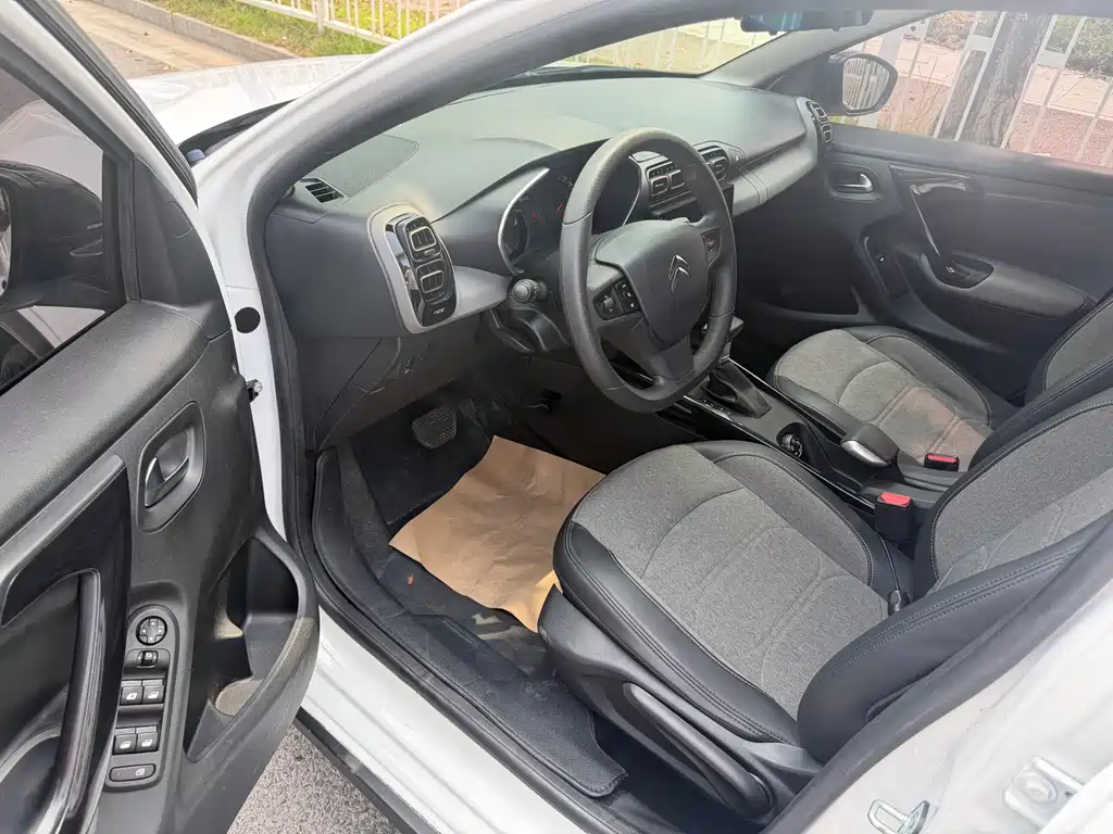 Citroen C3-XR — миниатюра 12