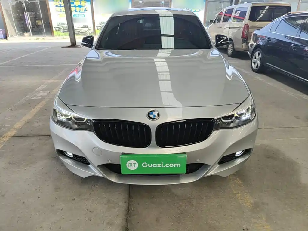 BMW 3 Series GT 3 GT 2019 320i M Sport