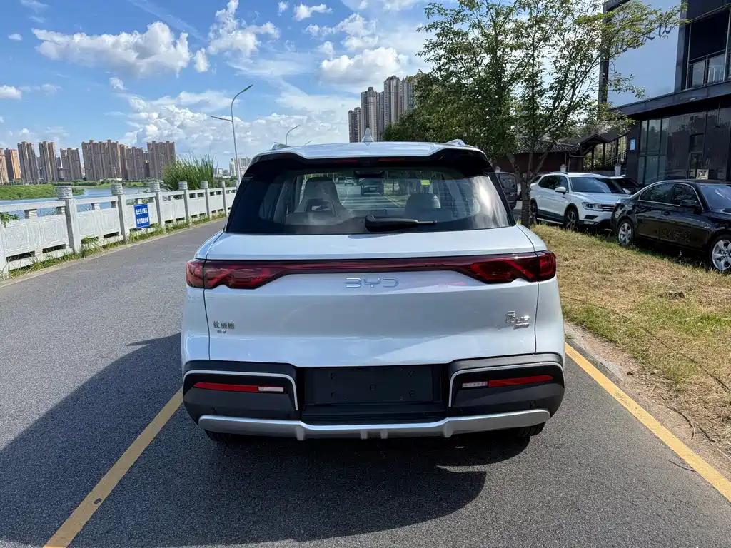 BYD Yuan UP — миниатюра 5