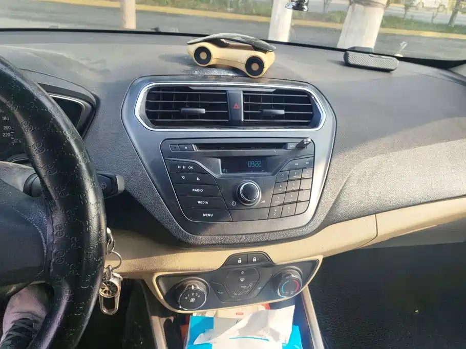Ford Escort — миниатюра 13