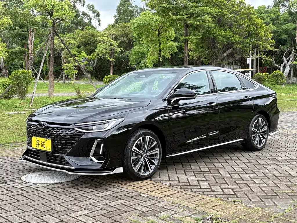 2024 Chery Arrizo 8 - zdjęcie 1 z 29
