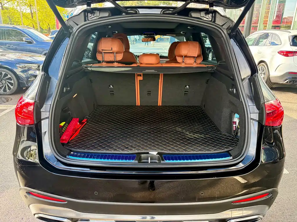 Mercedes-Benz GLC — миниатюра 9