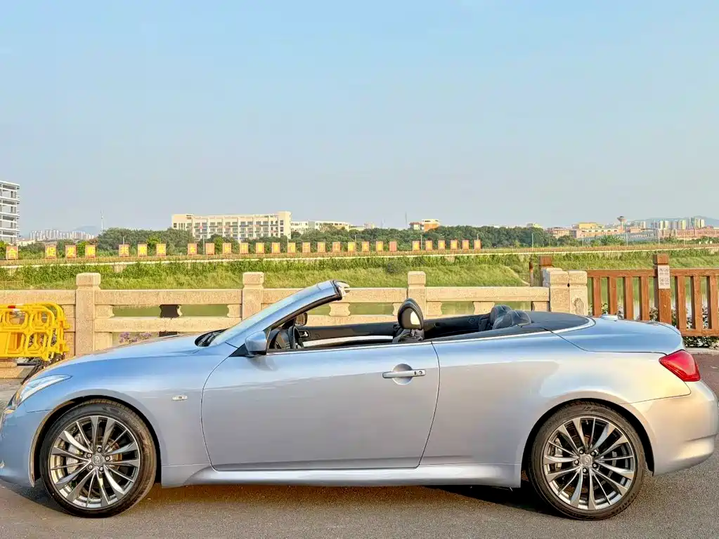Infiniti G — миниатюра 11