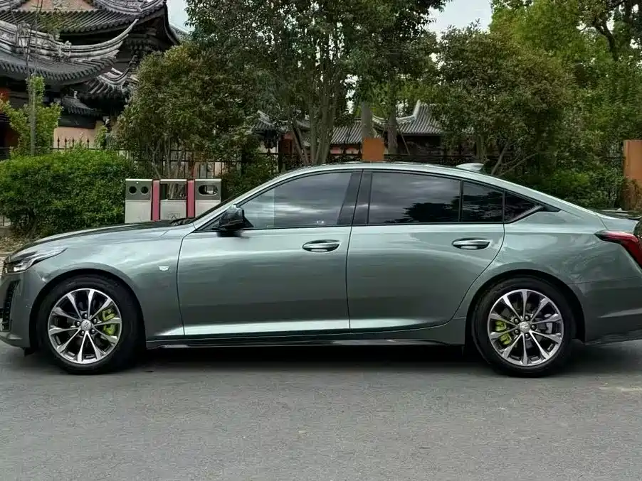 Cadillac CT5 — миниатюра 6