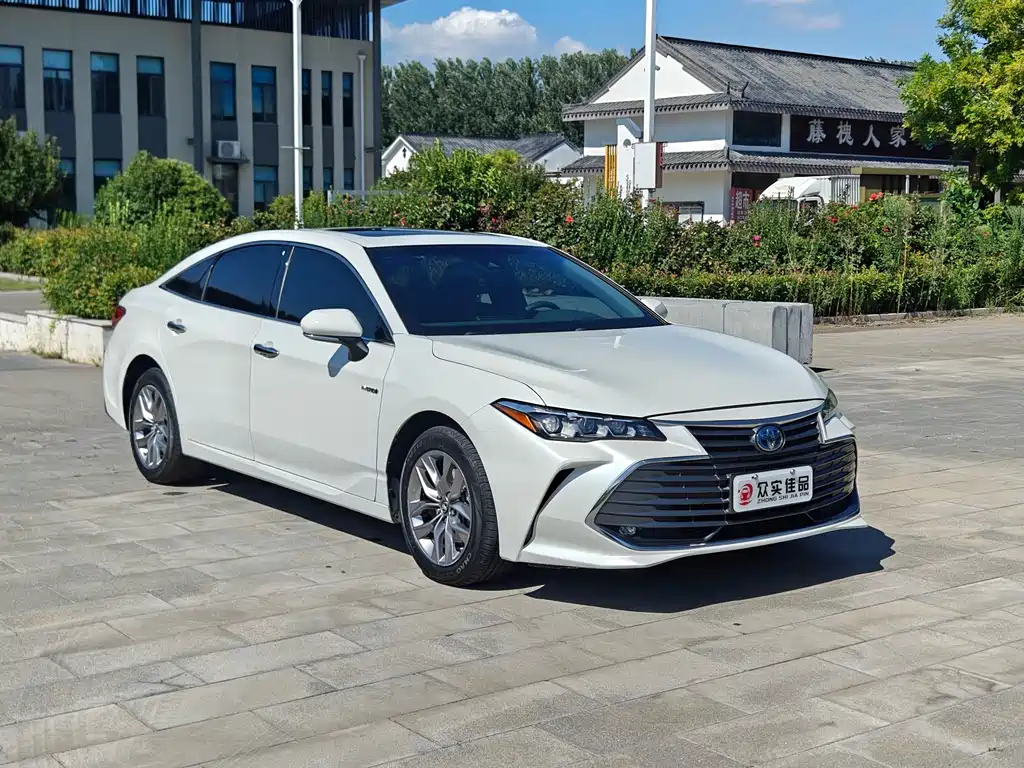 Toyota Avalon — миниатюра 3