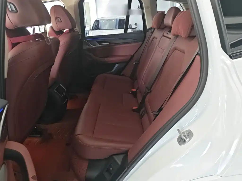 BMW X3 — миниатюра 13