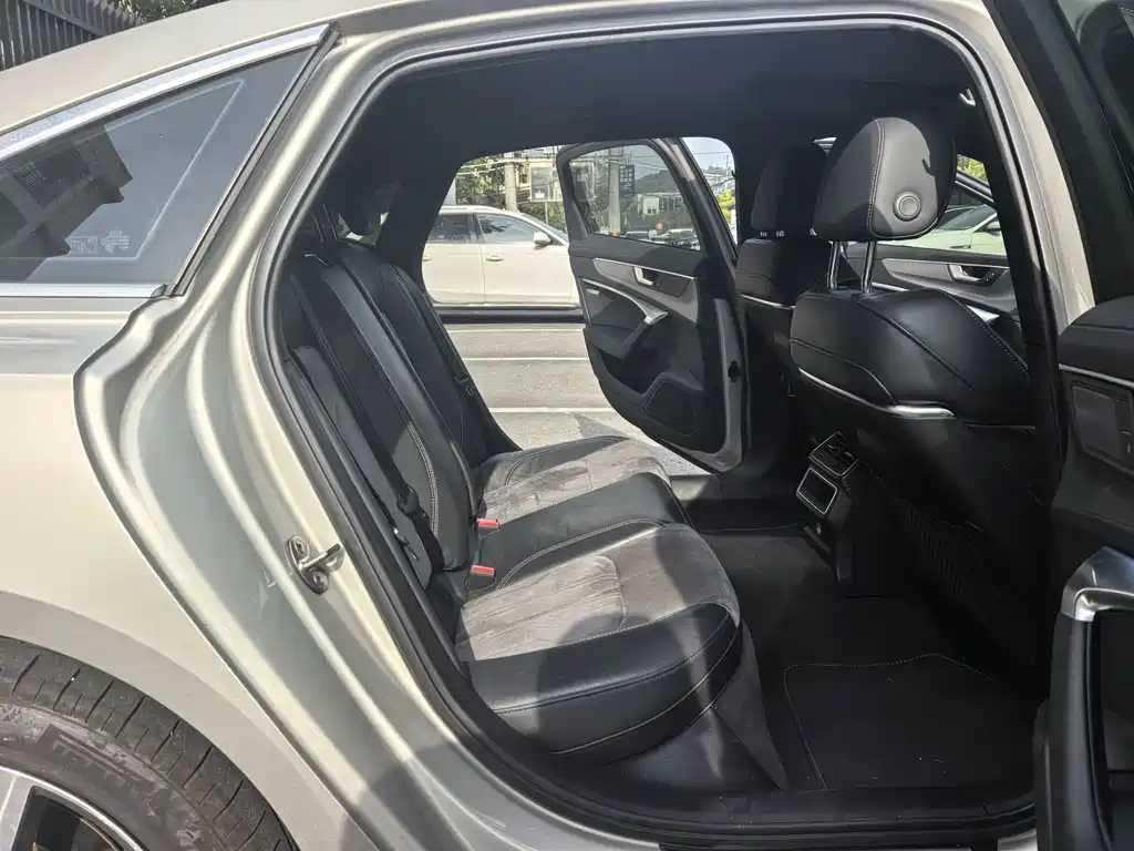 Audi A6L — миниатюра 17