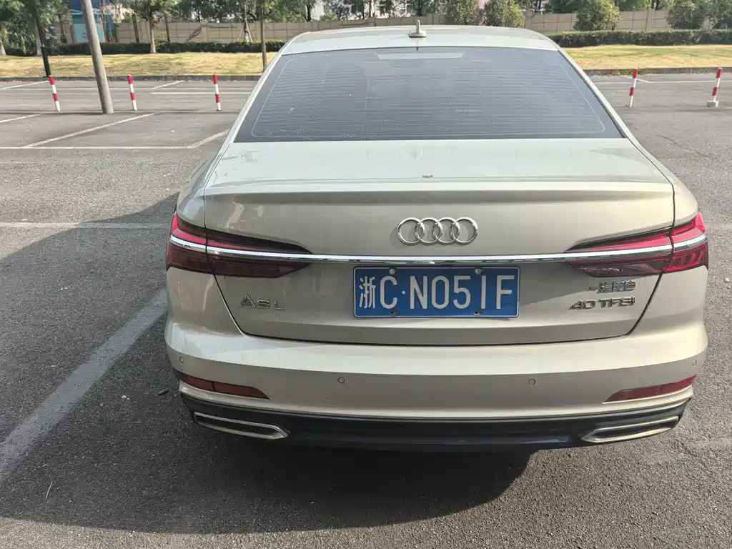 Audi A6L — миниатюра 7