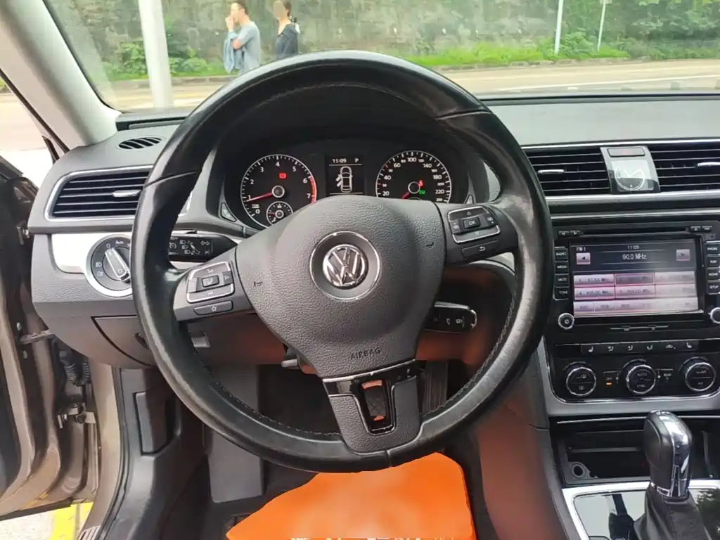 Volkswagen Passat — миниатюра 11