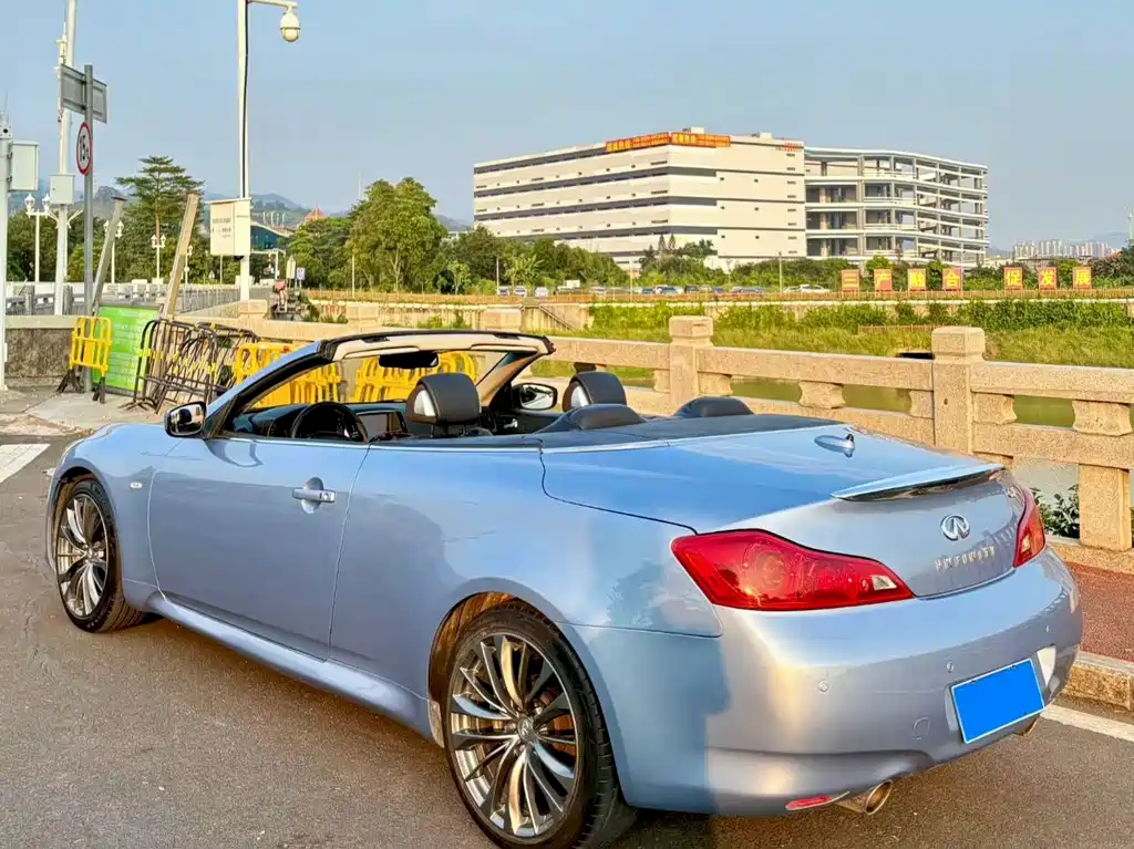 Infiniti G — миниатюра 12