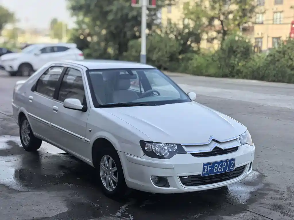Citroen Elysee — миниатюра 3