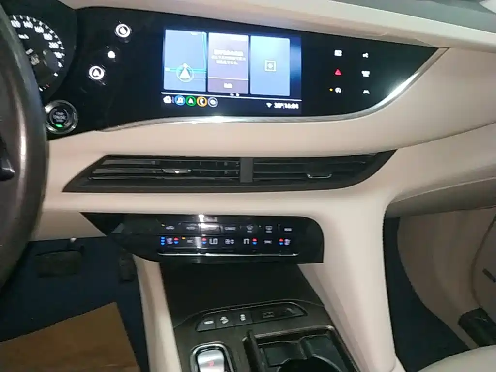 Buick Enclave — миниатюра 13