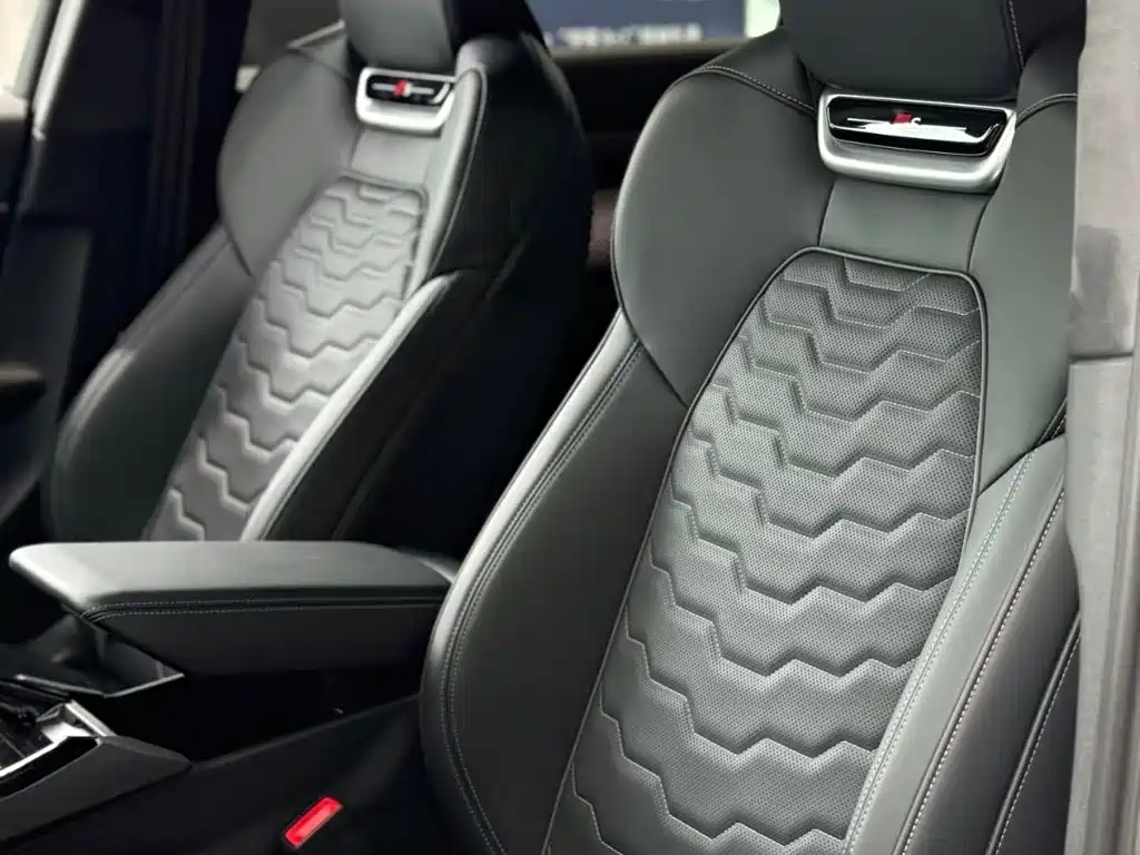 Audi Q6L e-tron
