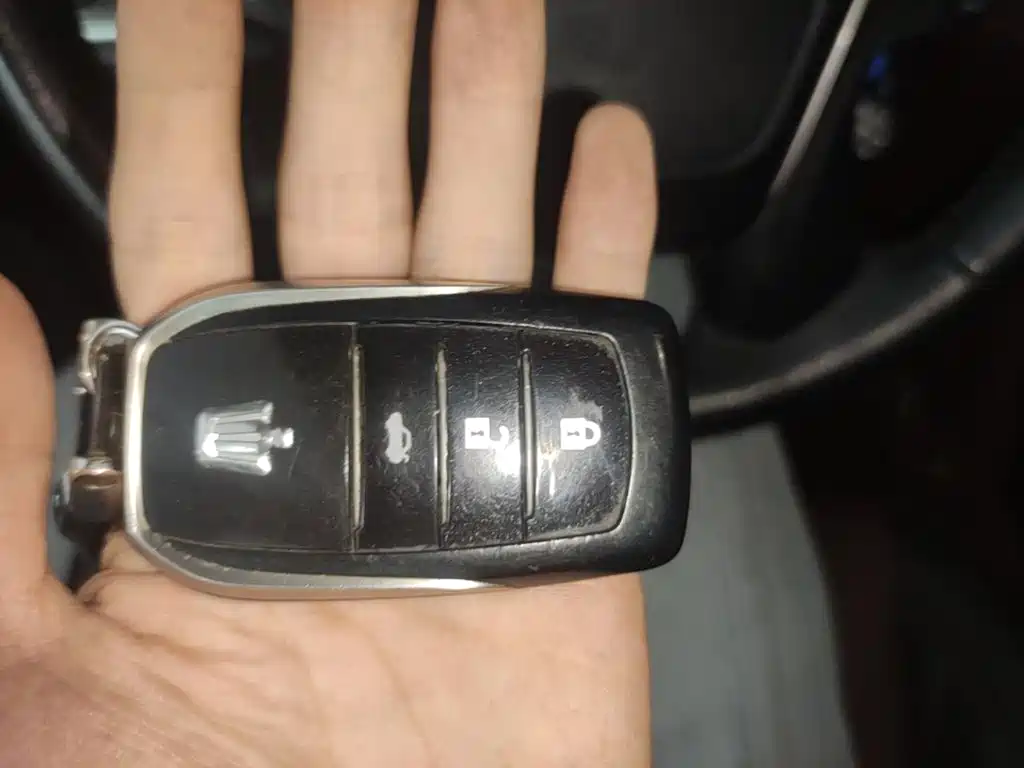 Toyota Crown — миниатюра 9