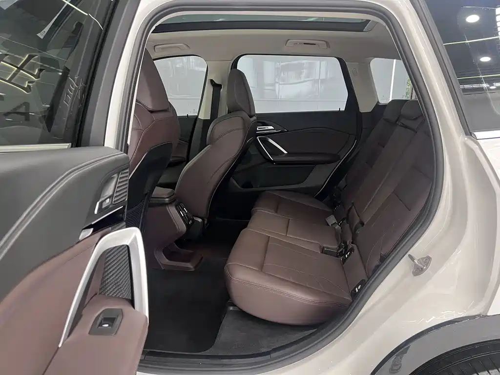 BMW X1 — миниатюра 13