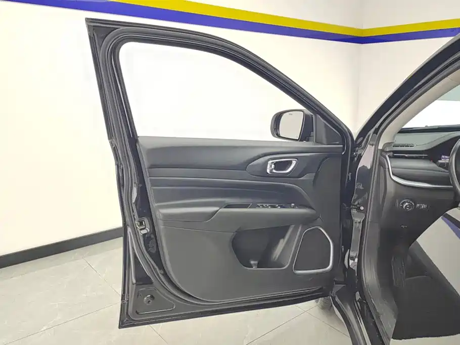 Jeep Compass — миниатюра 7