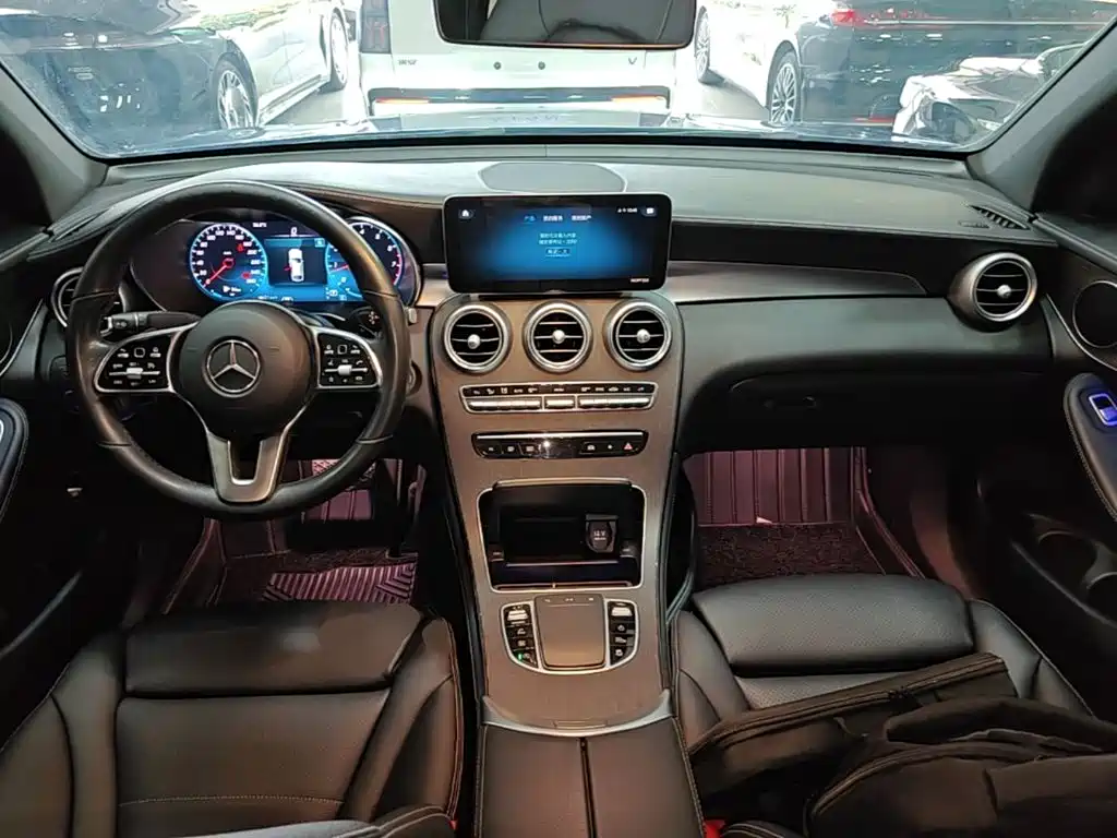 Mercedes-Benz GLC 2020 GLC 300 4MATIC SUV