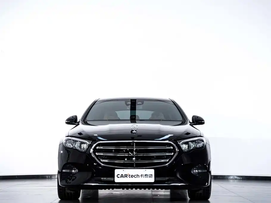 Mercedes-Benz E-Class — миниатюра 4