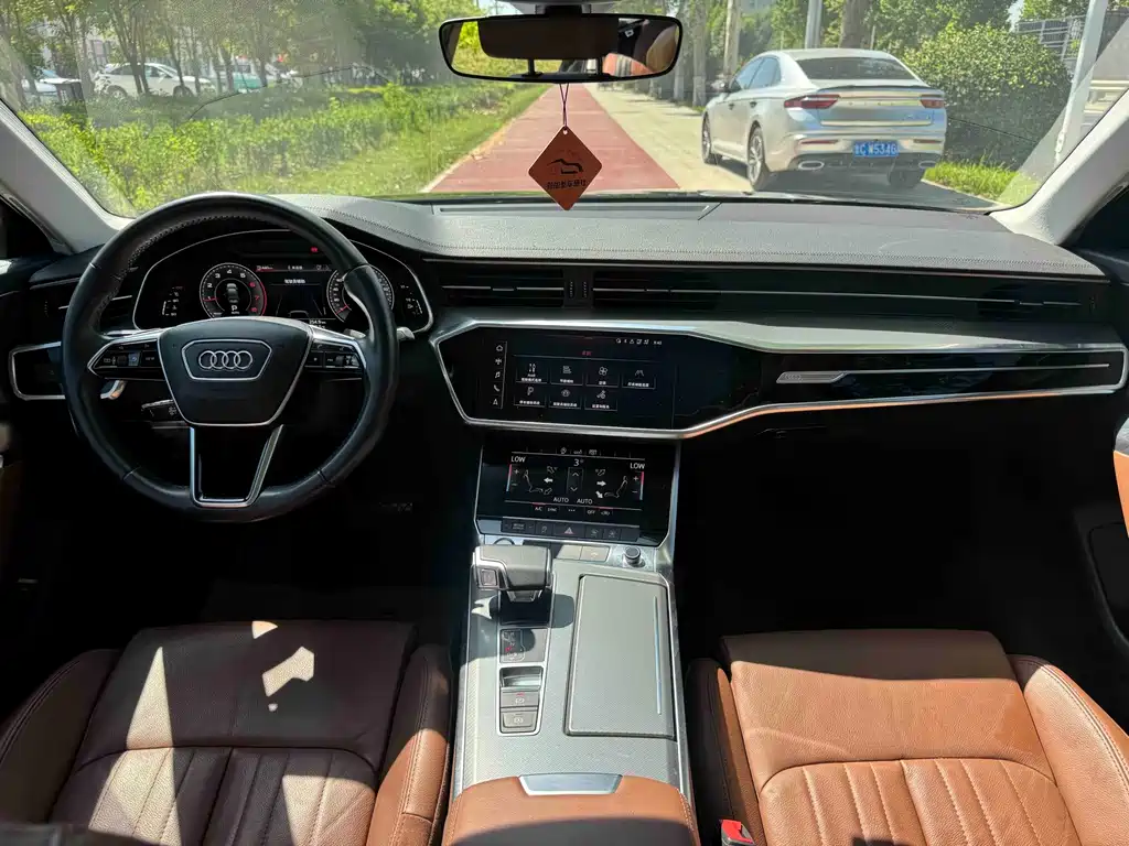 Audi A6L — миниатюра 9
