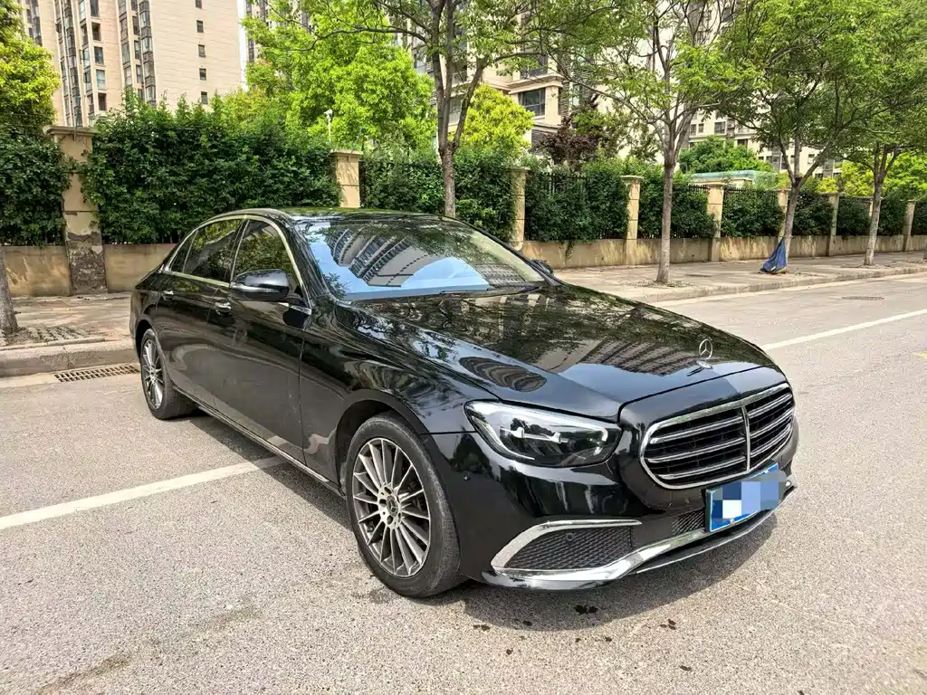 Mercedes-Benz E-Class 2021