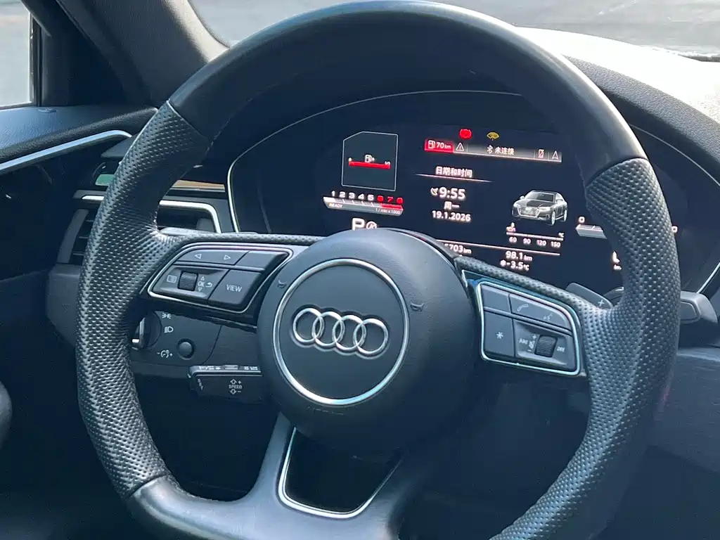 AUDI A4L