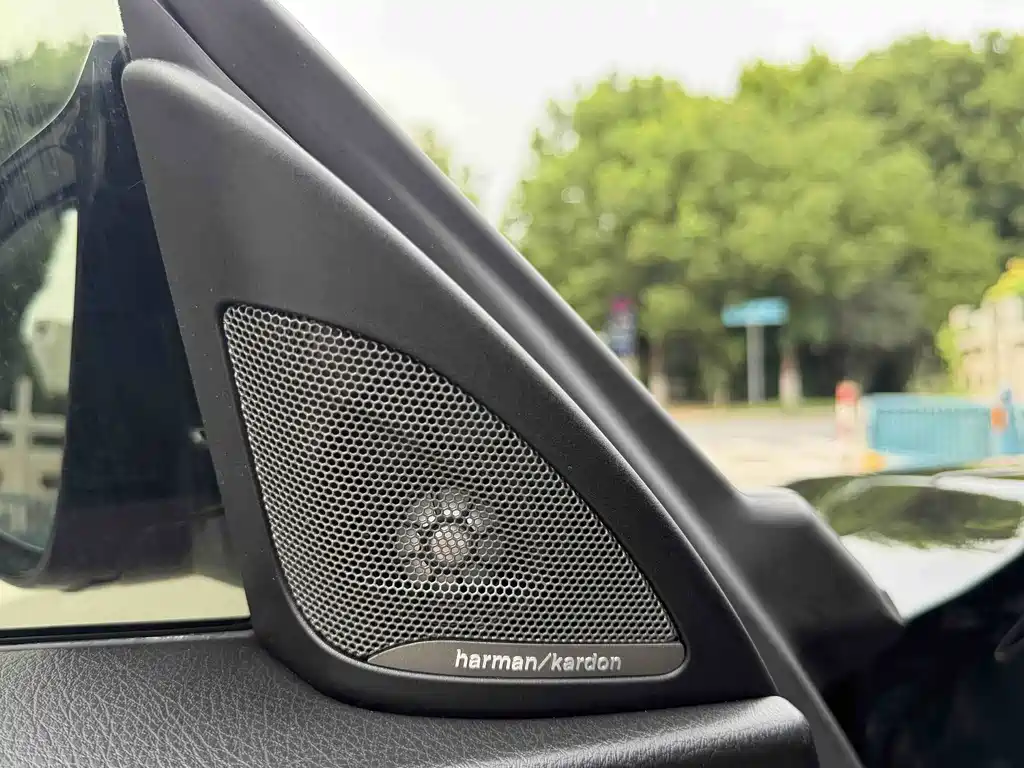 BMW M2 — миниатюра 12