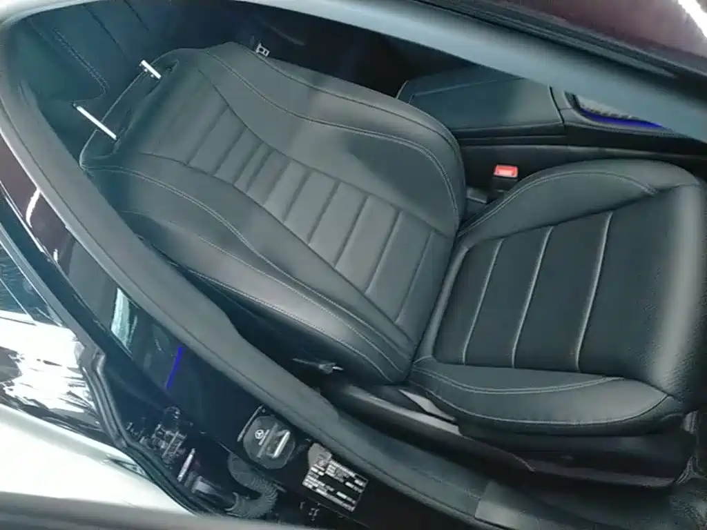 Mercedes-Benz E-Class — миниатюра 25