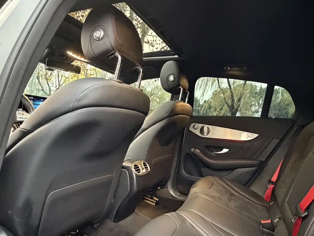 MERCEDES-BENZ GLC COUPE AMG