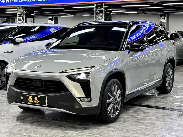2022 Nio ES8
