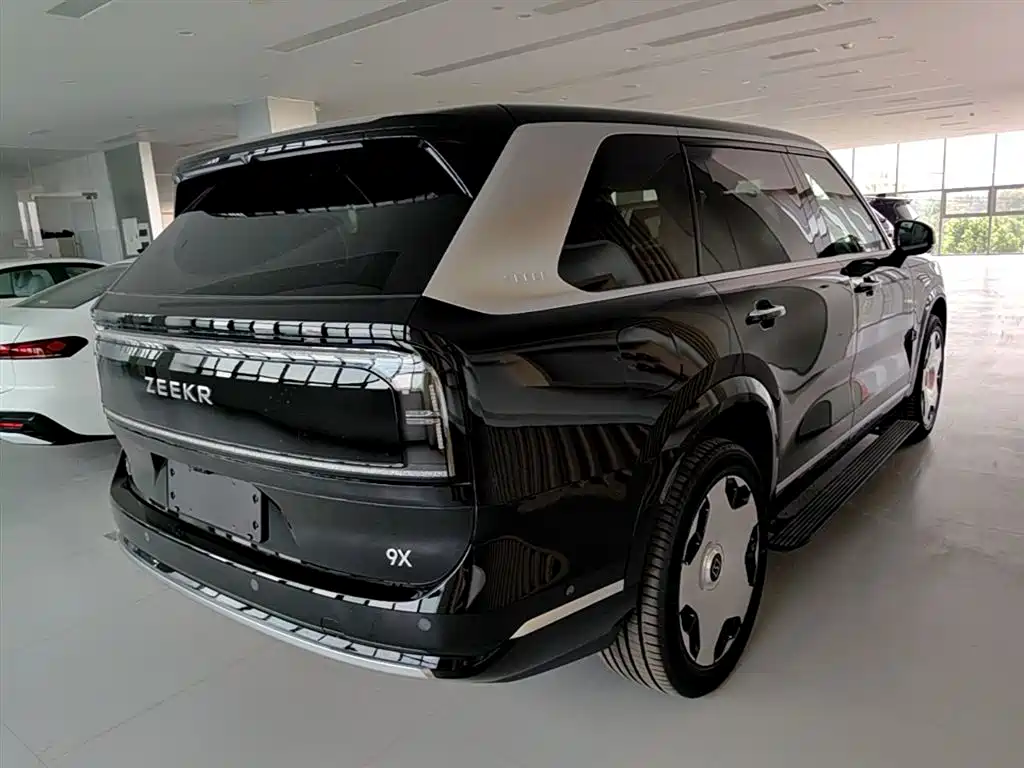 Zeekr 9X 2025 Ultra 70kWh