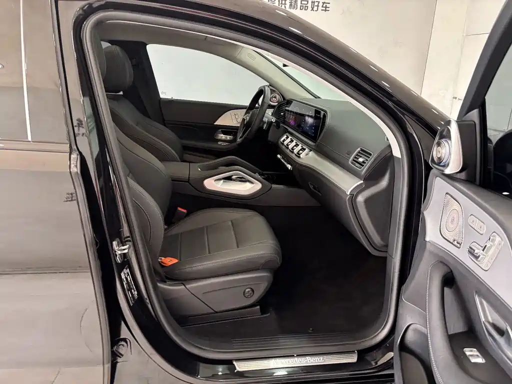 Mercedes-Benz GLE Coupe — миниатюра 28