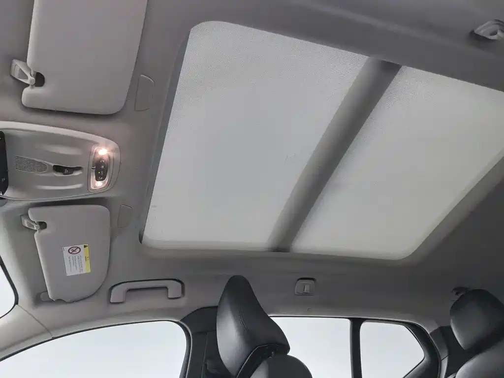 Volvo XC40 — миниатюра 14