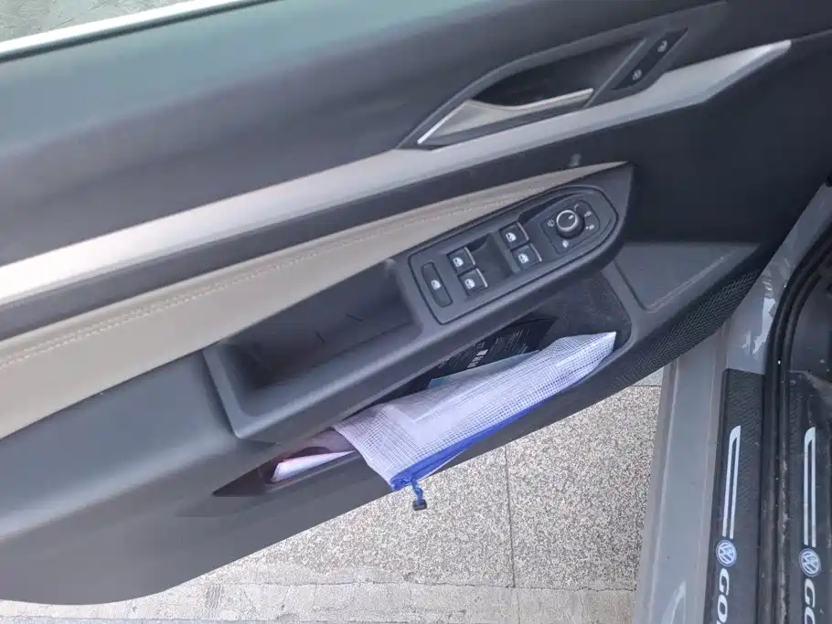 Volkswagen Golf — миниатюра 6