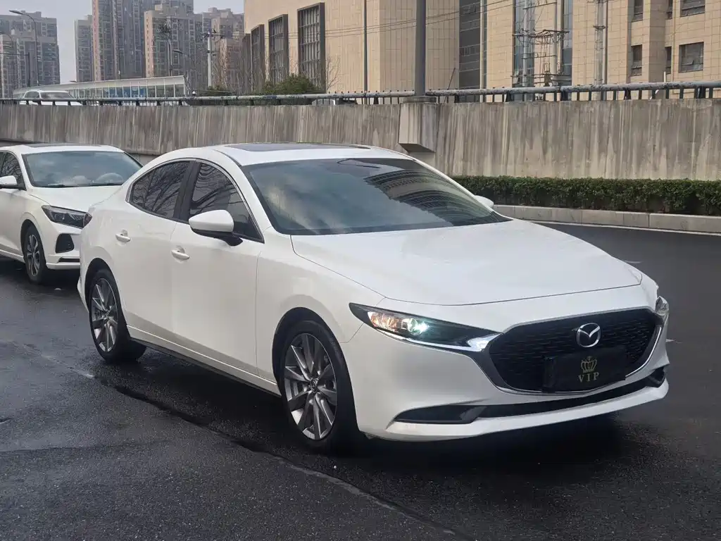 MAZDA 3 ANGKESAILA