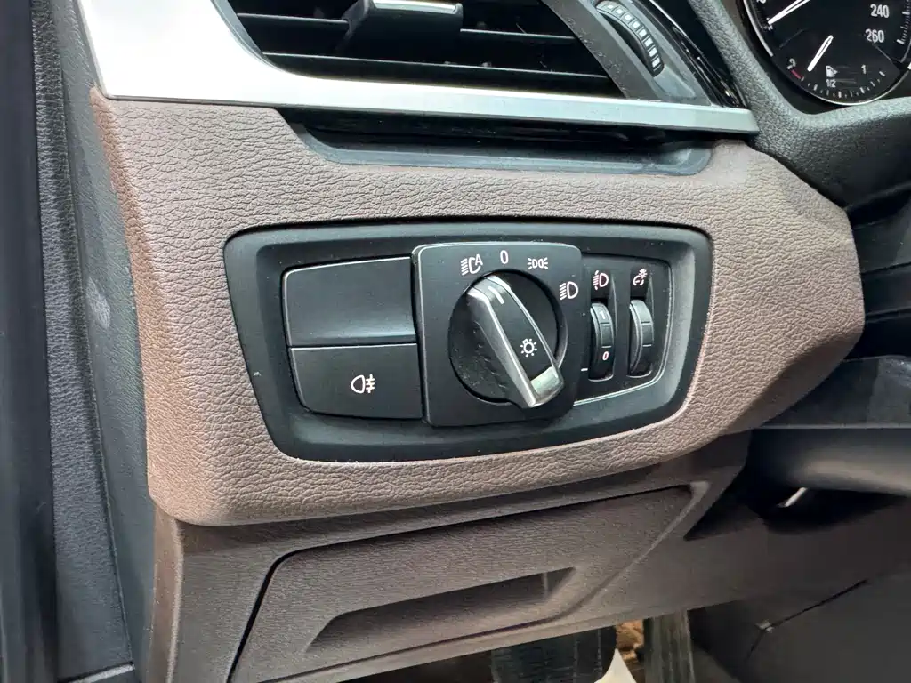 BMW X1 — миниатюра 17