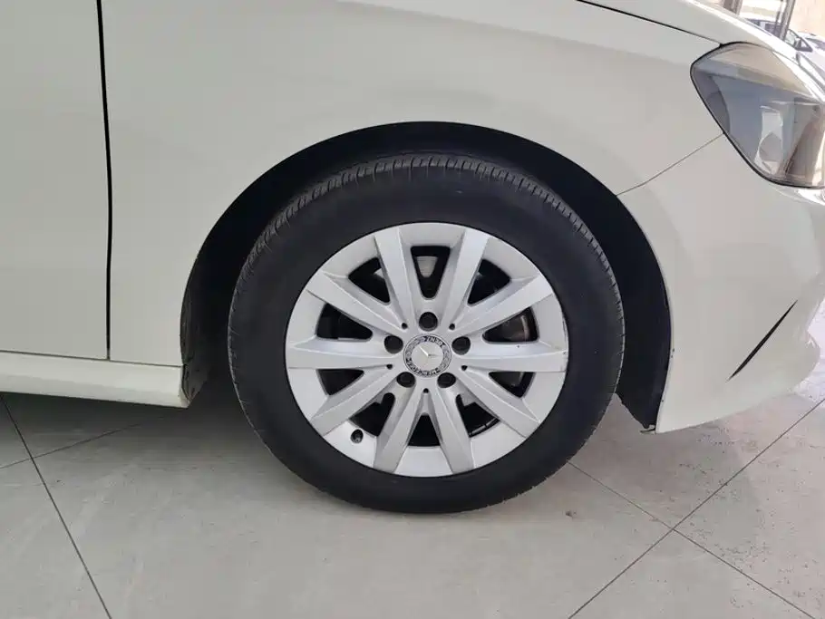 Mercedes-Benz A-Class (Import) — миниатюра 6