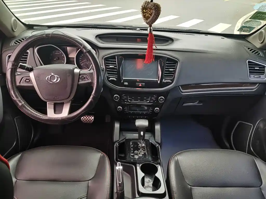 Geely GX7 — миниатюра 4