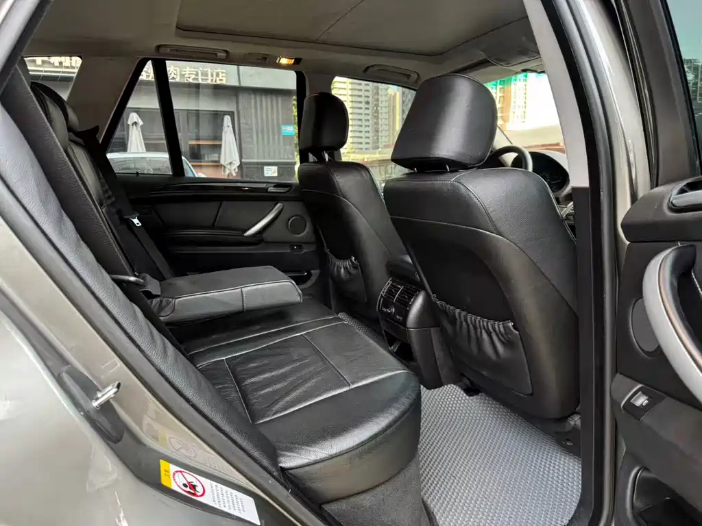 BMW X5 (Import) — миниатюра 7