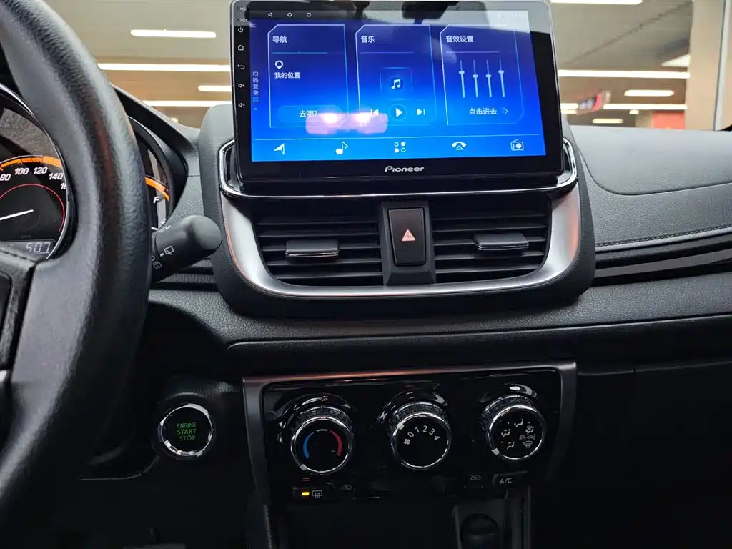 TOYOTA YARIS L ZHIXUAN