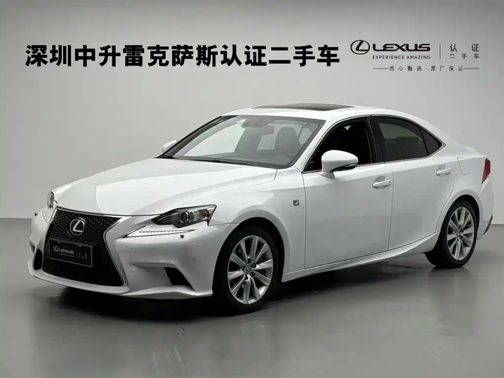 Lexus IS 2016