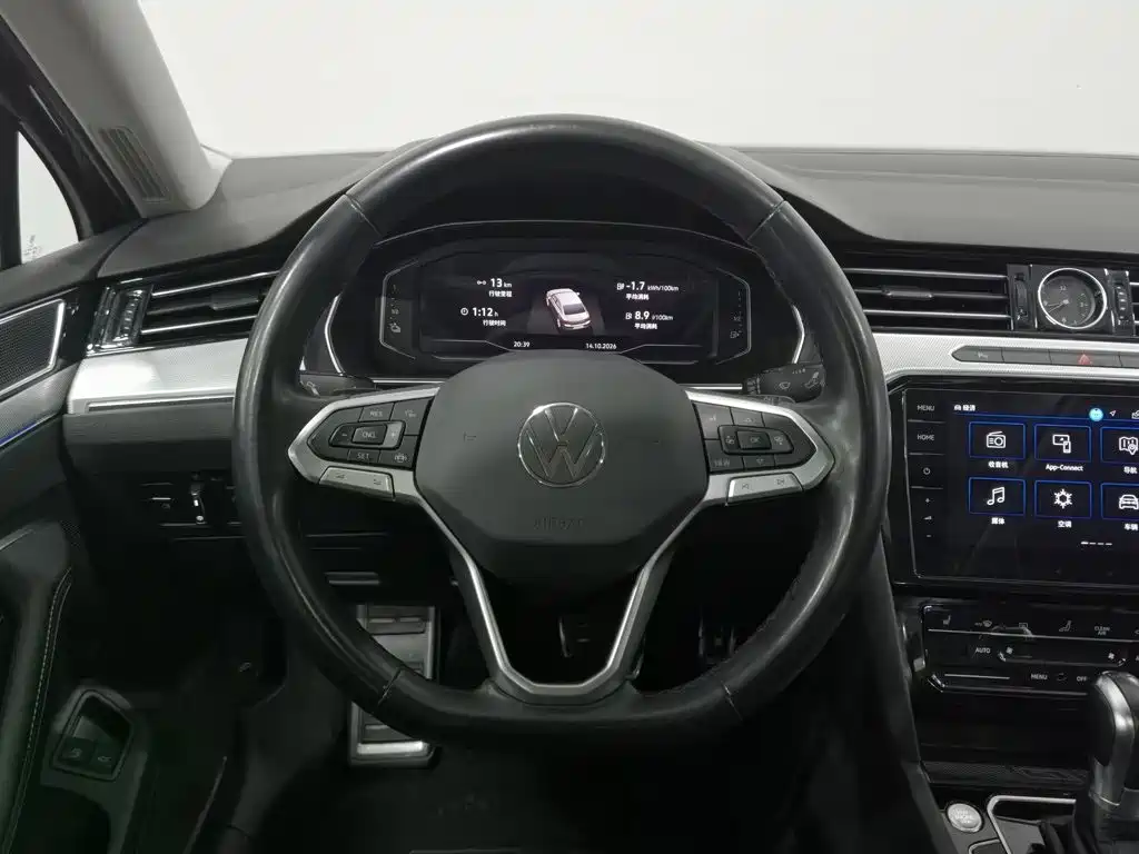 Volkswagen Magotan PHEV — миниатюра 11
